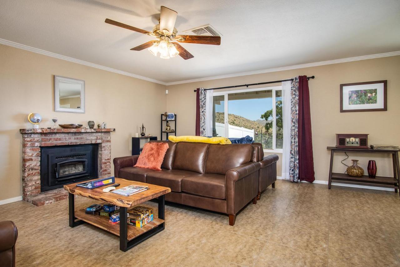 Peaceful Home With Nature Views & Trail Access Yucca Valley Eksteriør bilde