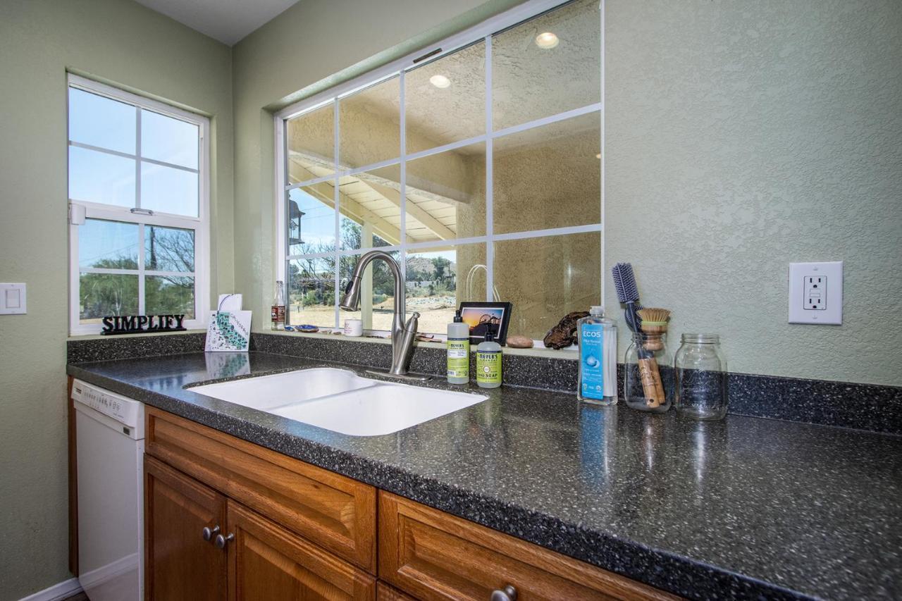 Peaceful Home With Nature Views & Trail Access Yucca Valley Eksteriør bilde